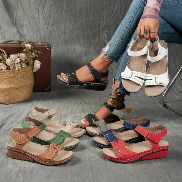 Sand⏰️¡No te pierdas el 50% de descuento de hoy! ✅ Sandalias de alta calidad 🦶 Ligeras y con estilo - Impermeables y antideslizantes 🔴 Aptas para cualquier ocasión.
