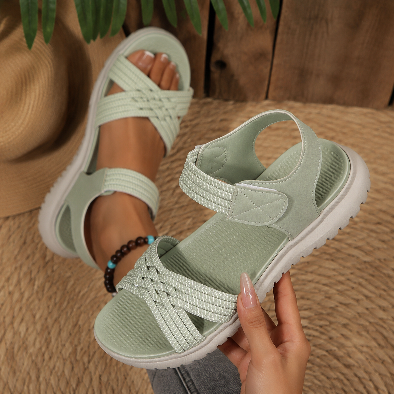 ⏰ ¡Último día! ¡50 % de descuento! ¡No te lo pierdas! ✅️ Sandalias cómodas con soporte para el arco del pie: alivian el dolor de pies y cuentan con un diseño ergonómico.