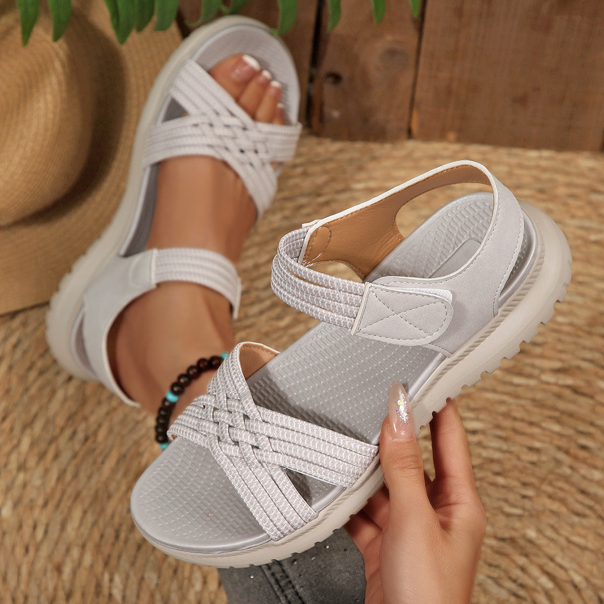 ⏰ ¡Último día! ¡50 % de descuento! ¡No te lo pierdas! ✅️ Sandalias cómodas con soporte para el arco del pie: alivian el dolor de pies y cuentan con un diseño ergonómico.