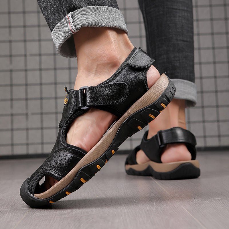 Sandalias con protección para los dedos: con soporte para el arco plantar, que alivia el dolor; ligeras y con amortiguación.
